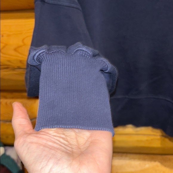 Aerie NWOT Classic Crew Sweatshirt Size Small in Navy - Picture 9 of 12